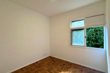 Apartamento à venda com 70m², 2 quartos e sem vaga