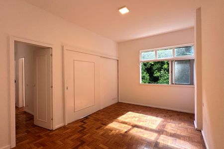 Apartamento à venda com 70m², 2 quartos e sem vaga