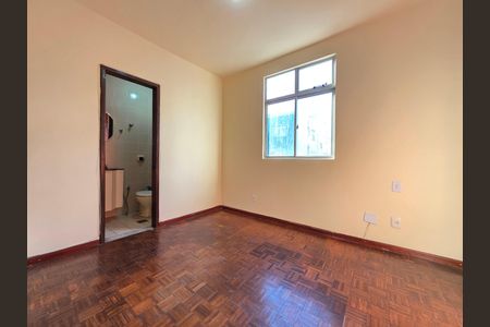 Quarto Suíte  de apartamento à venda com 3 quartos, 60m² em Padre Eustáquio, Belo Horizonte