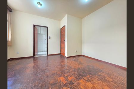 Apartamento à venda com 3 quartos, 60m² em Padre Eustáquio, Belo Horizonte