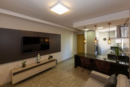 Sala 1 de apartamento à venda com 2 quartos, 60m² em Santo Antônio, Belo Horizonte