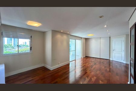 Apartamento para alugar com 120m², 3 quartos e 2 vagas Apartamento para alugar com 120m², 3 quartos e 2 vagasSala