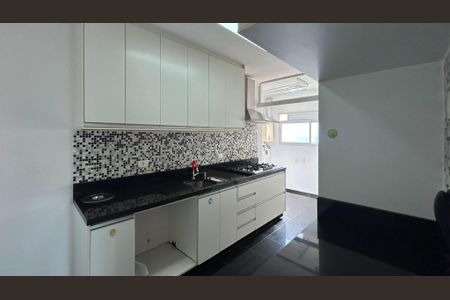 Cozinha de apartamento para alugar com 3 quartos, 120m² em Vila Campo Grande, São Paulo