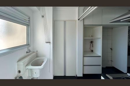 Apartamento para alugar com 120m², 3 quartos e 2 vagas Apartamento para alugar com 120m², 3 quartos e 2 vagasÁrea de Serviço