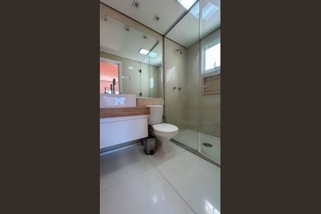 Apartamento para alugar com 120m², 3 quartos e 2 vagas Apartamento para alugar com 120m², 3 quartos e 2 vagasBanheiro Suíte 2