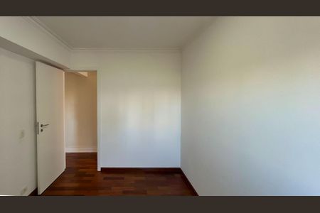 Apartamento para alugar com 120m², 3 quartos e 2 vagas Apartamento para alugar com 120m², 3 quartos e 2 vagasQuarto 3