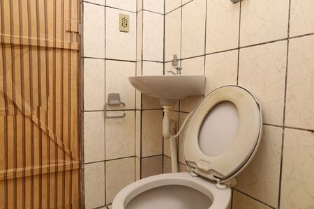 Casa para alugar com 80m², 3 quartos e 1 vagaBanheiro 2