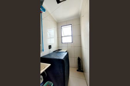 Área de serviço de apartamento à venda com 2 quartos, 49m² em Vila Guarará, Santo André