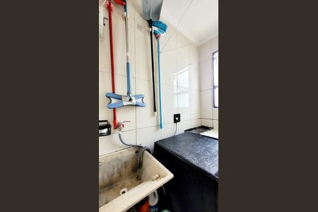 Área de Serviço de apartamento à venda com 2 quartos, 49m² em Vila Guarará, Santo André