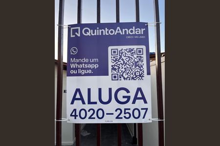Casa para alugar com 70m², 2 quartos e 1 vagaPLAQUINHA