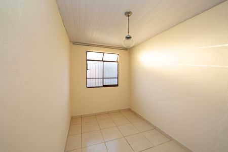 Casa para alugar com 70m², 2 quartos e 1 vagaQuarto