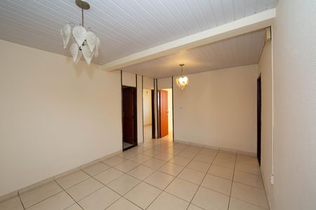 SALA de casa para alugar com 2 quartos, 70m² em Betânia, Belo Horizonte