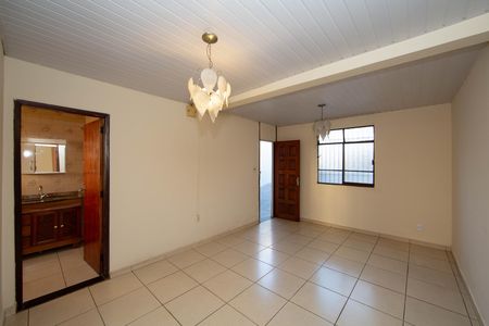 Sala de casa para alugar com 2 quartos, 70m² em Betânia, Belo Horizonte