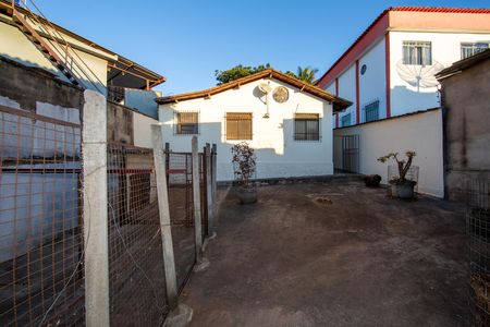 Casa para alugar com 70m², 2 quartos e 1 vagaÁrea externa