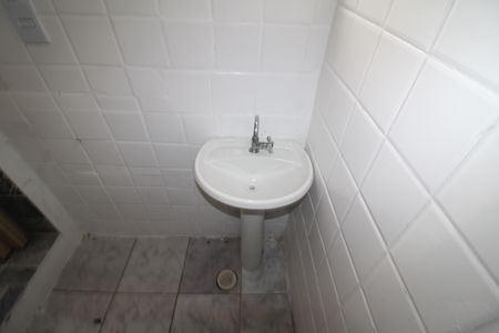Banheiro de apartamento para alugar com 1 quarto, 25m² em Vila Nova Cachoeirinha, São Paulo