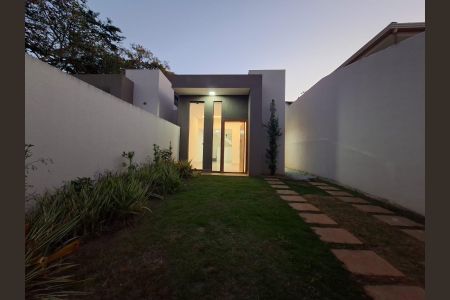 Casa para alugar com 105m², 3 quartos e 4 vagas Casa para alugar com 105m², 3 quartos e 4 vagasÁrea externa