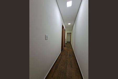 Casa para alugar com 105m², 3 quartos e 4 vagas Casa para alugar com 105m², 3 quartos e 4 vagasCorredor