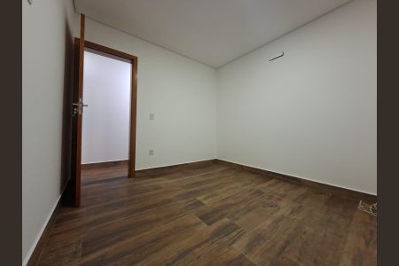 Casa para alugar com 105m², 3 quartos e 4 vagas Casa para alugar com 105m², 3 quartos e 4 vagasQuarto 2