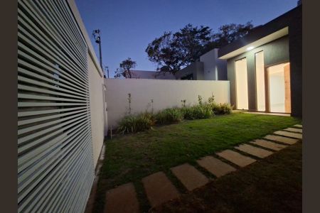 Casa para alugar com 105m², 3 quartos e 4 vagas Casa para alugar com 105m², 3 quartos e 4 vagasÁrea externa