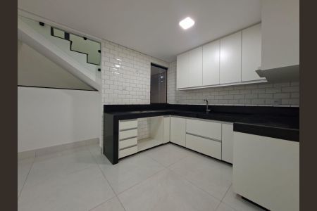 Casa para alugar com 105m², 3 quartos e 4 vagas Casa para alugar com 105m², 3 quartos e 4 vagasCozinha