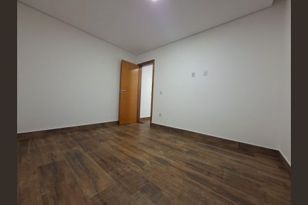 Casa para alugar com 105m², 3 quartos e 4 vagas Casa para alugar com 105m², 3 quartos e 4 vagasQuarto 1