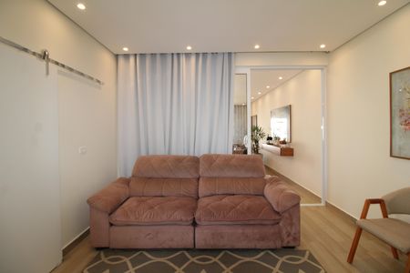 Sala de casa à venda com 6 quartos, 280m² em Jardim São Paulo, São Paulo