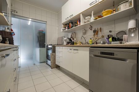 Apartamento para alugar com 130m², 3 quartos e 1 vaga Apartamento para alugar com 130m², 3 quartos e 1 vagaCozinha