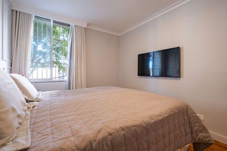 Apartamento para alugar com 130m², 3 quartos e 1 vaga Apartamento para alugar com 130m², 3 quartos e 1 vagaQuarto 1