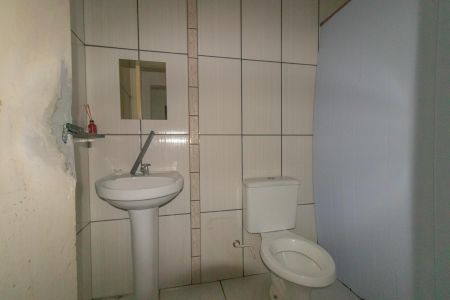 Casa para alugar com 100m², 2 quartos e 2 vagas Casa para alugar com 100m², 2 quartos e 2 vagasBanheiro