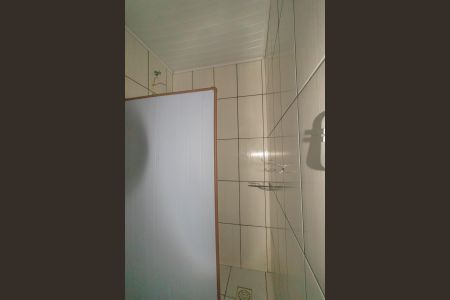 Casa para alugar com 100m², 2 quartos e 2 vagas Casa para alugar com 100m², 2 quartos e 2 vagasBanheiro