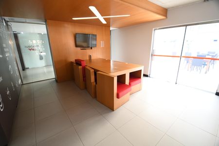 Área comum de apartamento para alugar com 2 quartos, 70m² em Cambuí, Campinas