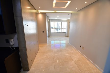 Sala de apartamento para alugar com 2 quartos, 70m² em Cambuí, Campinas