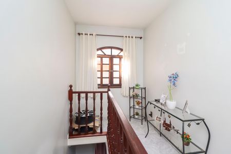 Hall do Piso Superior de casa à venda com 4 quartos, 170m² em Vila Jacuí, São Paulo