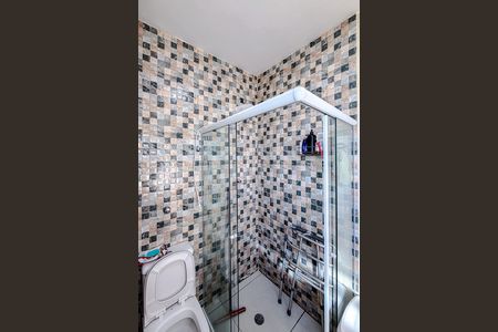 Apartamento à venda com 74m², 2 quartos e sem vaga Apartamento à venda com 74m², 2 quartos e sem vagaBanheiro