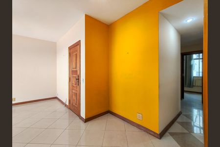 Apartamento para alugar com 97m², 3 quartos e 1 vaga Apartamento para alugar com 97m², 3 quartos e 1 vagaSala