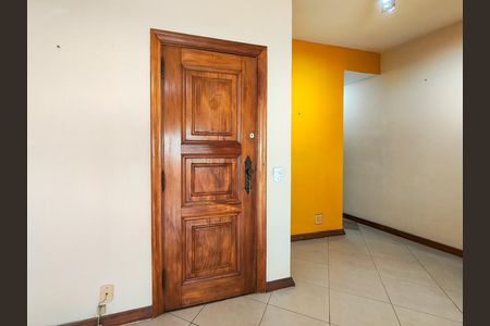 Apartamento para alugar com 97m², 3 quartos e 1 vaga Apartamento para alugar com 97m², 3 quartos e 1 vagaEntrada