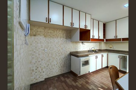 Apartamento para alugar com 97m², 3 quartos e 1 vaga Apartamento para alugar com 97m², 3 quartos e 1 vagaCozinha