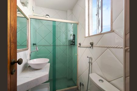 Apartamento para alugar com 97m², 3 quartos e 1 vaga Apartamento para alugar com 97m², 3 quartos e 1 vagaBanheiro Corredor