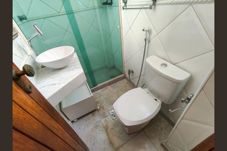Apartamento para alugar com 97m², 3 quartos e 1 vaga Apartamento para alugar com 97m², 3 quartos e 1 vagaBanheiro Corredor