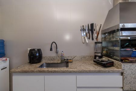 Varanda Casa 2 de casa à venda com 7 quartos, 700m² em Céu Azul, Belo Horizonte