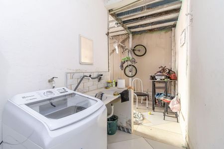 Área de Serviço Casa 3 de casa à venda com 7 quartos, 700m² em Céu Azul, Belo Horizonte