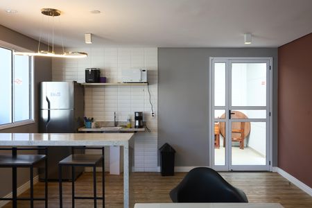 Apartamento para alugar com 38m², 2 quartos e sem vaga Apartamento para alugar com 38m², 2 quartos e sem vagaÁrea comum - Salão de festas