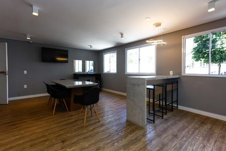 Apartamento para alugar com 38m², 2 quartos e sem vaga Apartamento para alugar com 38m², 2 quartos e sem vagaÁrea comum - Salão de festas