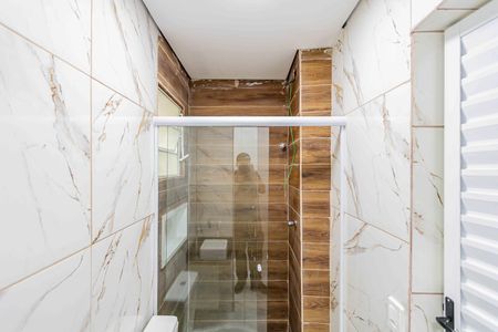 Banheiro de apartamento para alugar com 1 quarto, 30m² em Freguesia do Ó, São Paulo