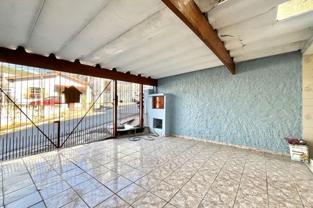 Garagem de casa para alugar com 2 quartos, 75m² em Americanópolis, São Paulo