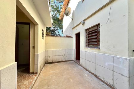 Casa para alugar com 75m², 2 quartos e 1 vaga Casa para alugar com 75m², 2 quartos e 1 vagaQuintal