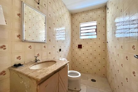Casa para alugar com 75m², 2 quartos e 1 vaga Casa para alugar com 75m², 2 quartos e 1 vagaBanheiro