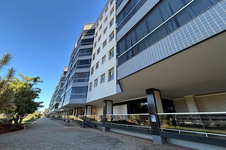 Apartamento para alugar com 100m², 3 quartos e 1 vaga Apartamento para alugar com 100m², 3 quartos e 1 vagaFachada