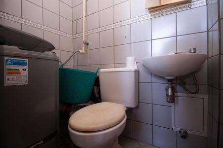 Apartamento para alugar com 100m², 3 quartos e 1 vaga Apartamento para alugar com 100m², 3 quartos e 1 vagaBanheiro de Serviço