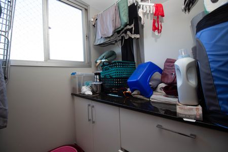 Quarto de serviço de apartamento para alugar com 3 quartos, 100m² em Setor Sudoeste, Brasília